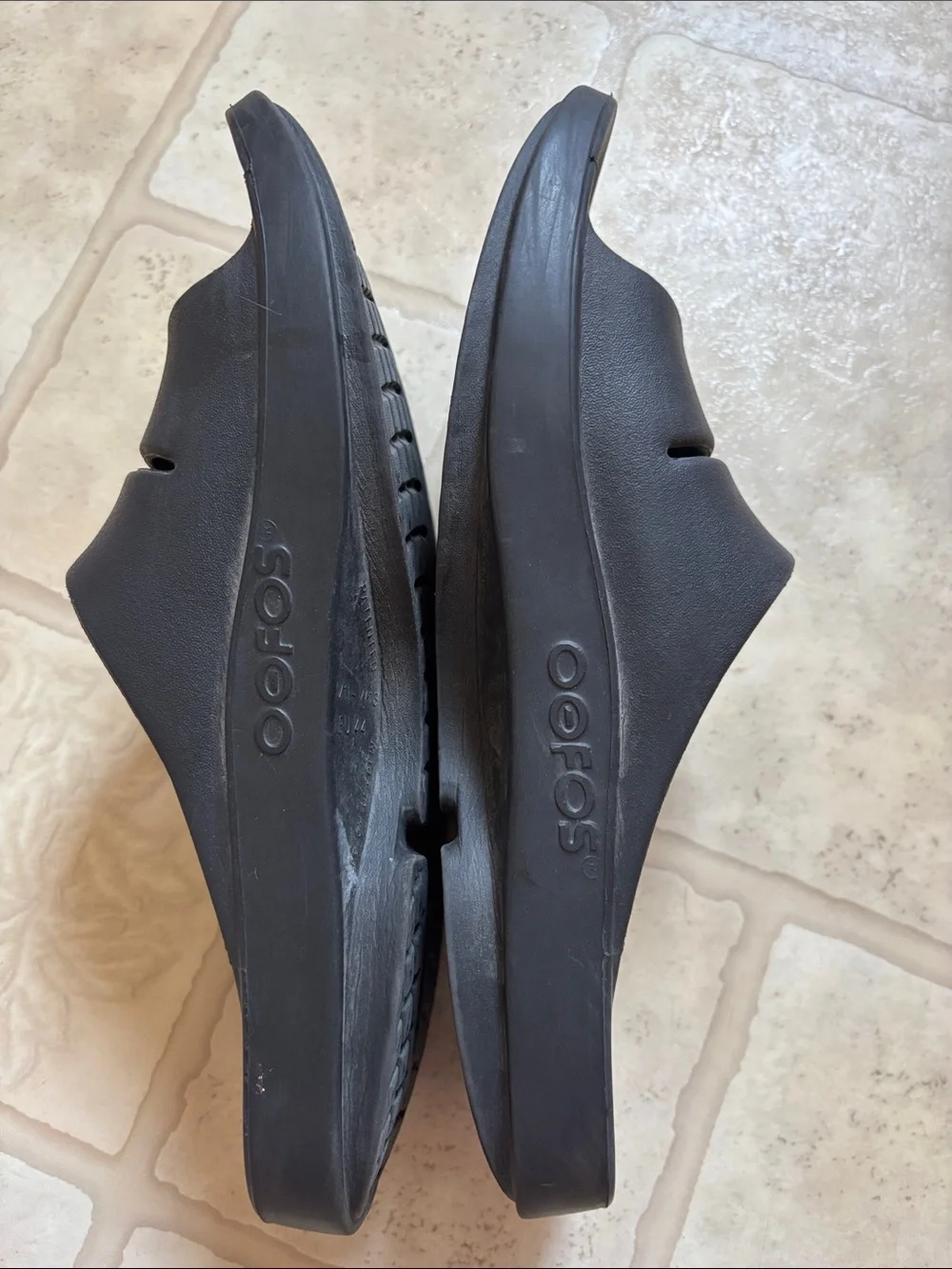 OOFOS OOAHH Slide Impact Absorption Recovery Sandals, Size M11/W13 - Black